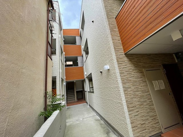 【エントランス】 | ノイヴェル布施