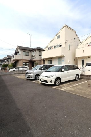 エスポワールCの駐車場