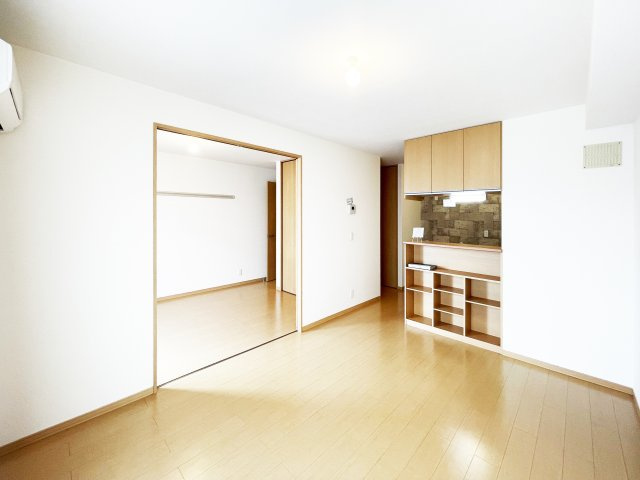 セジュール　マホロ　B棟の居間・リビング