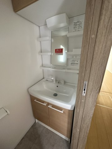 エスクエラの独立洗面台