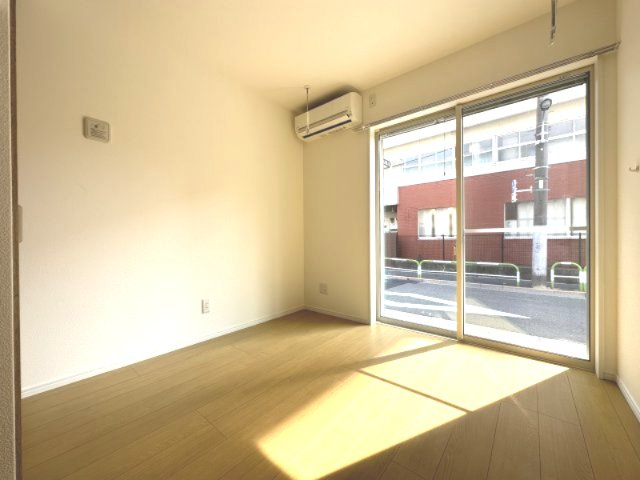 エスクエラの内装