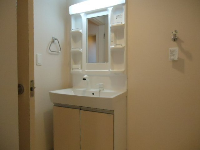 ロイヤル　グレースの独立洗面台