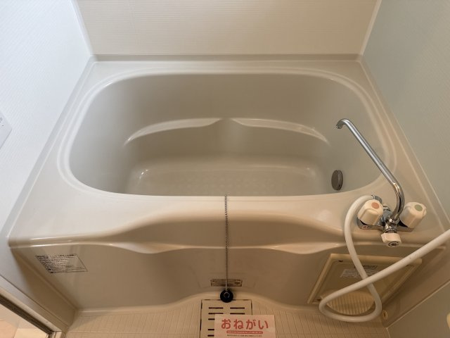 メゾンド　サンセールＢの浴室