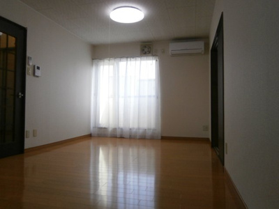 【居間・リビング】 | グリーンパークつつみ 7