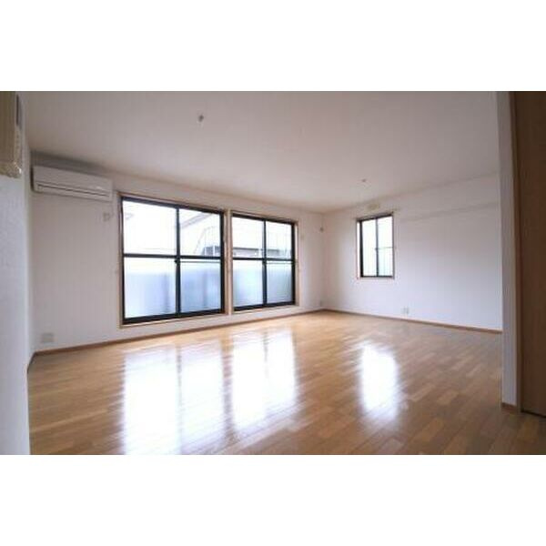 セドナスⅢの居間・リビング