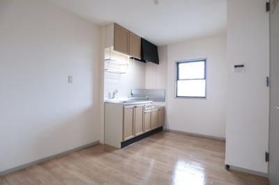 【居間・リビング】 | ハイツデアイ | リビング