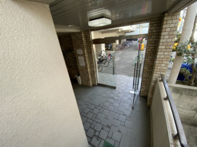 【ロビー】 | エクセルハイツ下北 | エントランスです