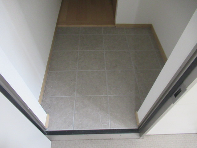 エレアージュ姫路駅南の玄関