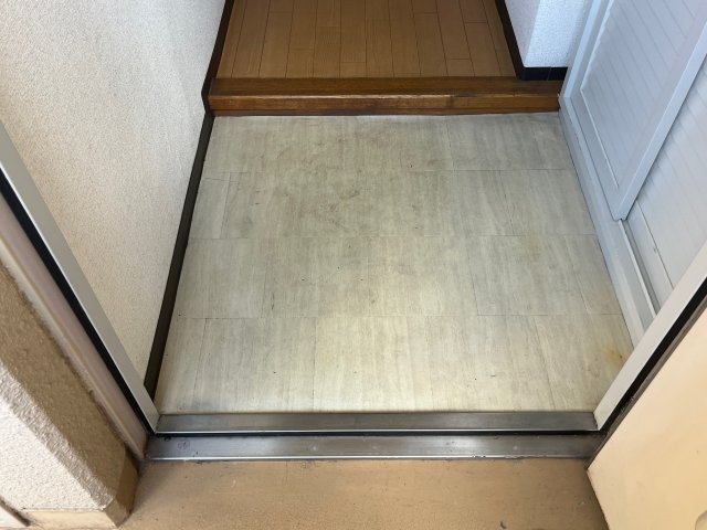ロイヤルコーポ姫路の玄関