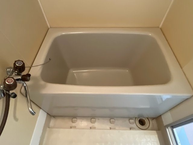 ロイヤルコーポ姫路の浴室