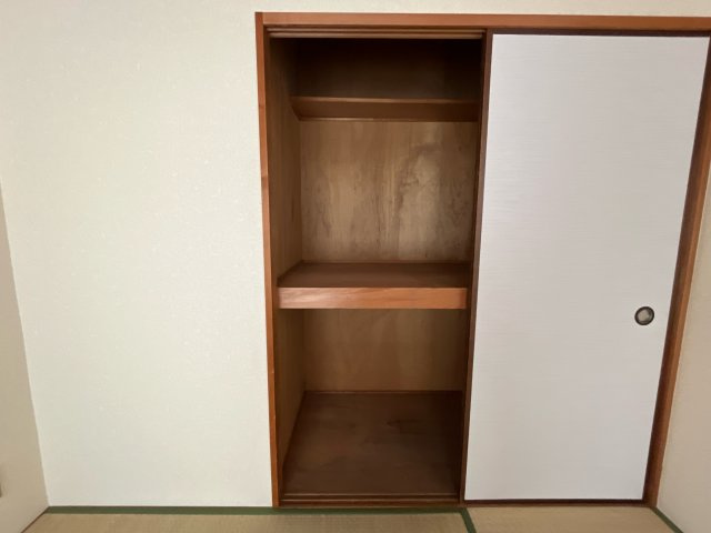 ロイヤルコーポ姫路北条の収納