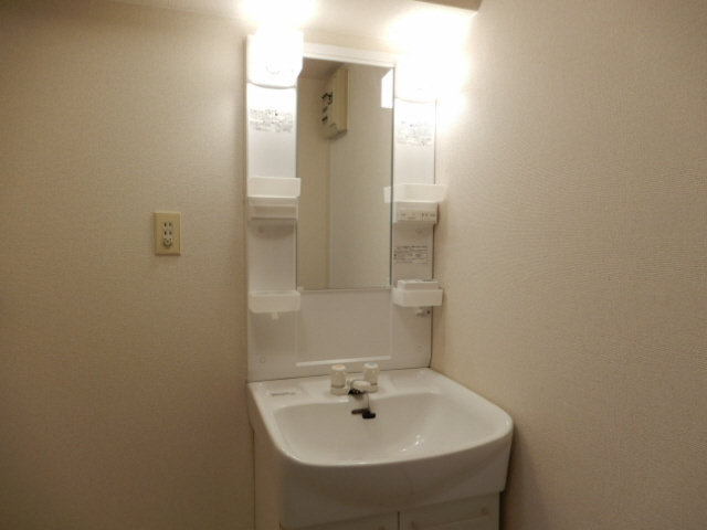 ロイヤルコーポ宝殿の洗面所