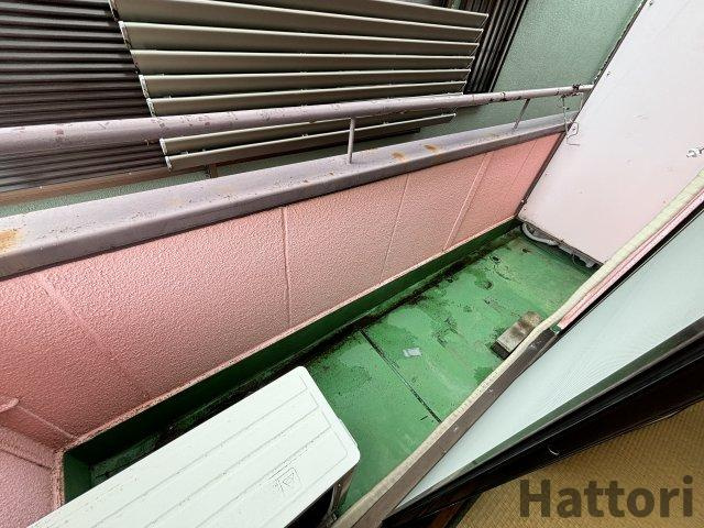 ダンマミダーのバルコニー