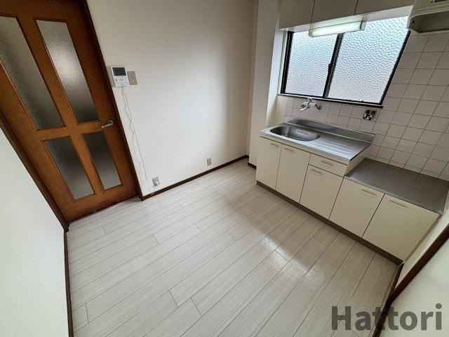 ダンマミダーの内装