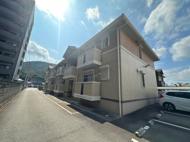 グランモア航　Ａ棟の外観