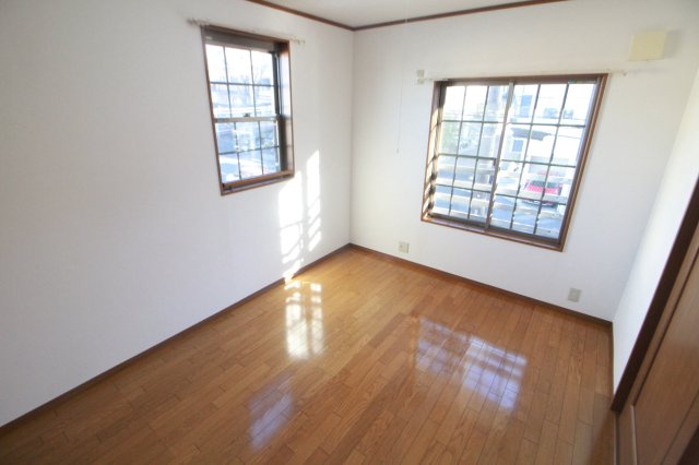 ベルアートの洋室