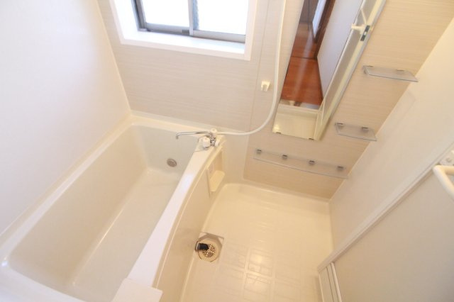 ベルアートの浴室