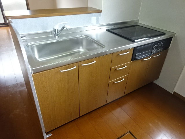 コンフォート春日のキッチン