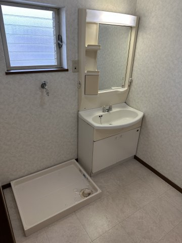 パレオシンセイの洗面所