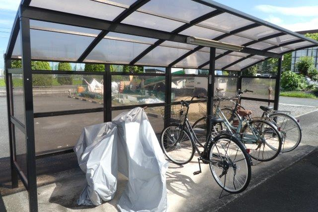 倉敷市吉岡のアパートのその他共用部分|自転車置き場