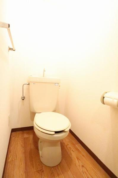 ダイナコート水前寺公園北　1階のトイレ|別室のものです。現状優先です。