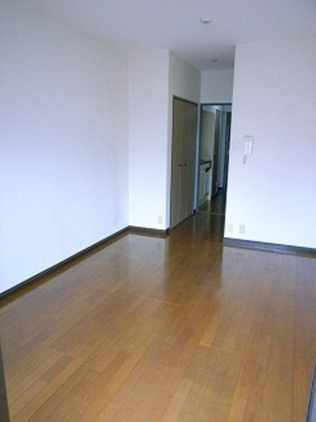 ダイナコート小倉城野　7階の居間・リビング|別号室のものになります。現状優先。