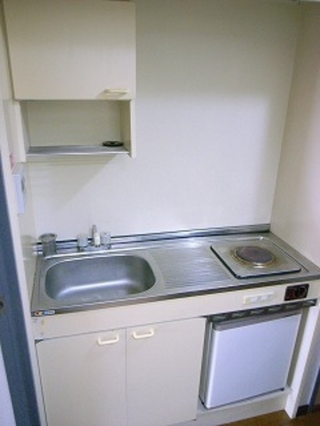 ダイナコート小倉城野　7階のキッチン|別号室のものになります。現状優先。