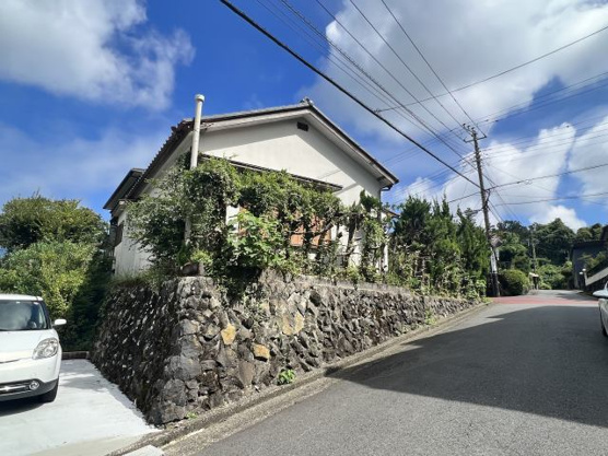 【前面道路含む現地写真】 | 伊東市荻　戸建