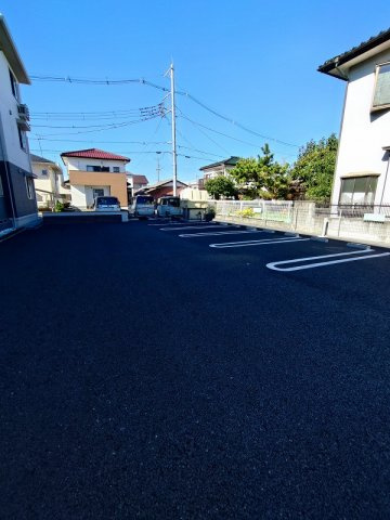 D-room神鳥谷の駐車場
