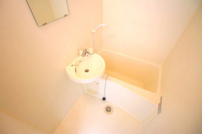 【浴室】 | レジデンスT | コンパクトで使いやすいお風呂です