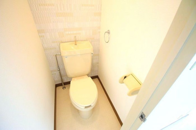 【トイレ】 | レジデンスT | 清潔感のあるトイレです