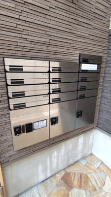 【ロビー】 | フジパレス小松 | 宅配ボックス完備です