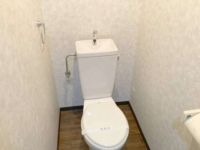 【トイレ】 | カサデグロリア | シンプルで使いやすいトイレです