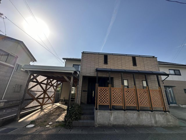 車椅子対応設計★6306吉成中古住宅の外観
