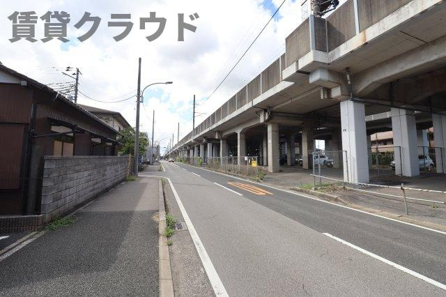 アルページュの周辺