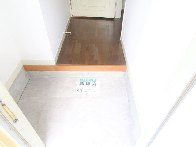 アベニューカサギ514の玄関