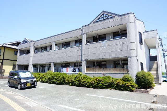 菊池郡菊陽町光の森４丁目のアパート
