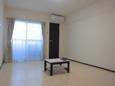 【居間・リビング】 | レオネクストフェリオ神立