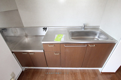 【キッチン】 | イリス三芳A棟 | きれいなキッチンです
イリス三芳A棟　201号室　2020年6月8日撮影