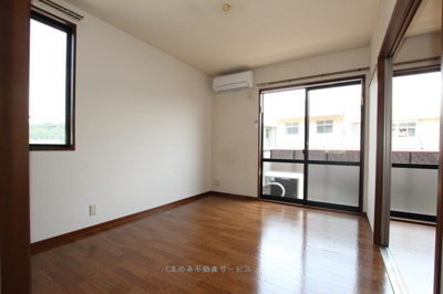 【居間・リビング】 | イリス三芳A棟 | 使いやすいリビングです
イリス三芳A棟　201号室　2020年6月8日撮影