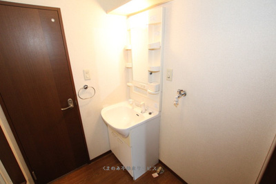 【洗面所】 | イリス三芳A棟 | 広い洗面スペース
イリス三芳A棟　201号室　2020年6月8日撮影