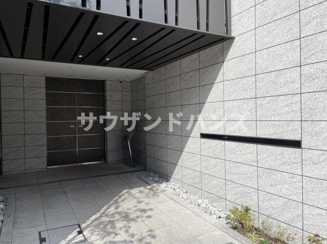 プラウド久屋大通のエントランス