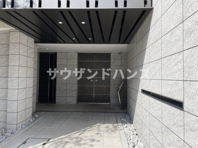 プラウド久屋大通のエントランス