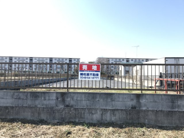 〈調整区域〉約143坪。資材置場・駐車場としてご検討ください。