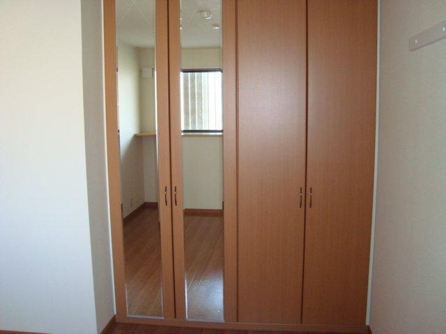 パストラーレ杜の筆の収納|クローゼット