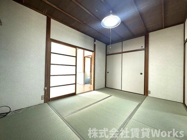 南佐古三番町長屋の和室|落ち着いた雰囲気の和室付きです