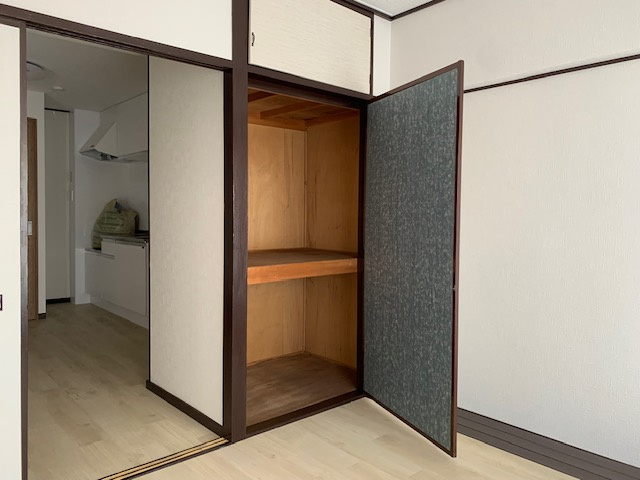 さいたま市南区太田窪２丁目の賃貸マンションの収納