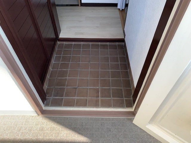 さいたま市南区太田窪２丁目の賃貸マンションの玄関