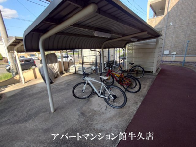 【その他共用部分】 | グランドセントレア８８８ Ａ・Ｂ | 駐輪場（Ｂ棟側）