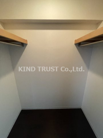 studio-Iの収納|こまごまとしたものを収納できそうですね